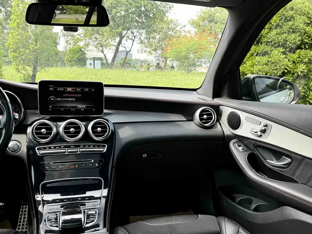 Mercedes-Benz GLC AMG — миниатюра 12