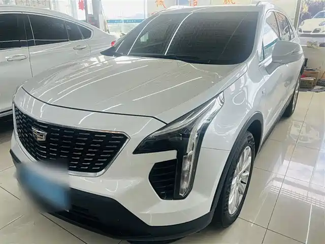 CADILLAC  XT4 2020