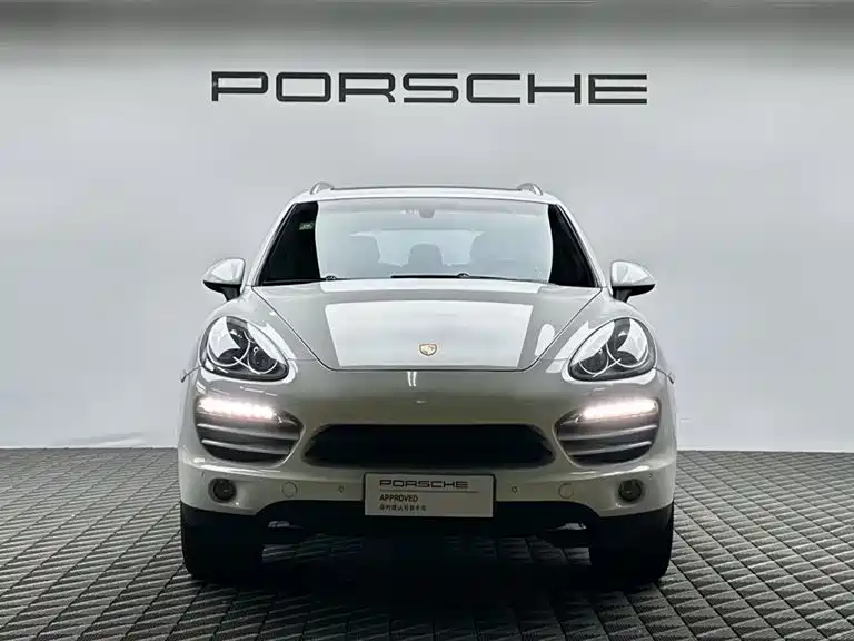 Porsche Cayenne — миниатюра 2