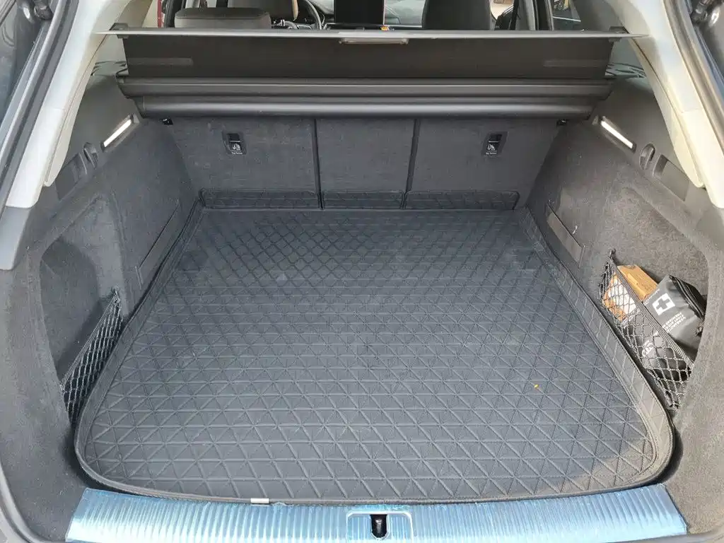 Audi A4 (Import) — миниатюра 15