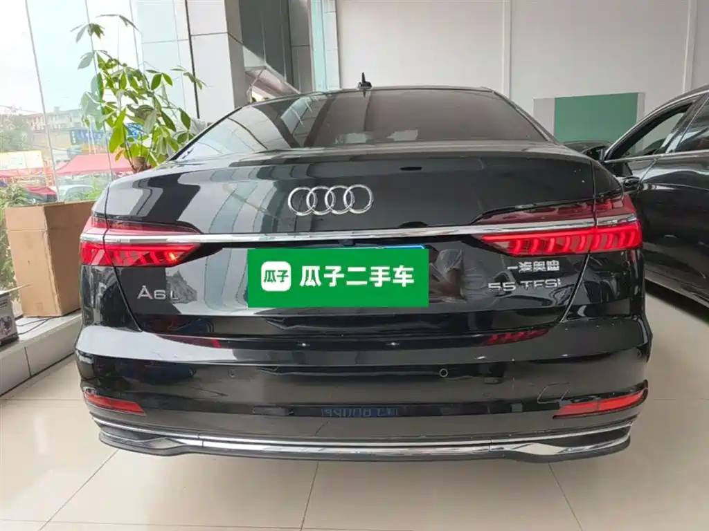 Audi A6L 2023 40 TFSI Luxury