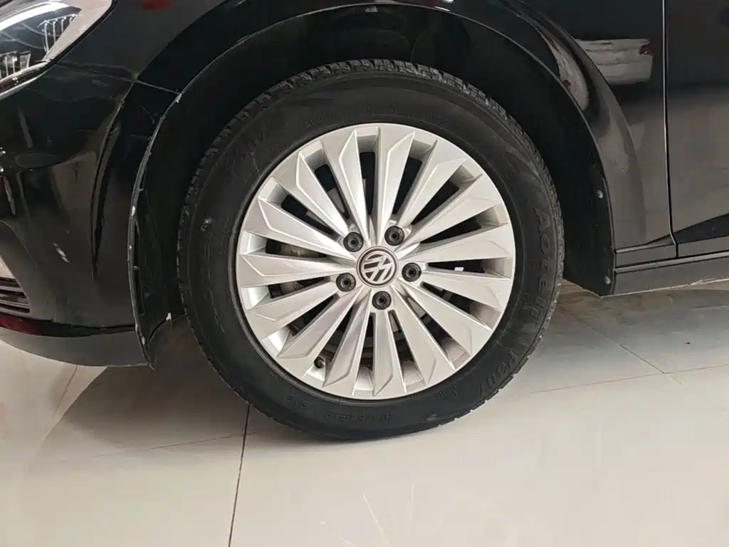 Volkswagen Lavida — миниатюра 23