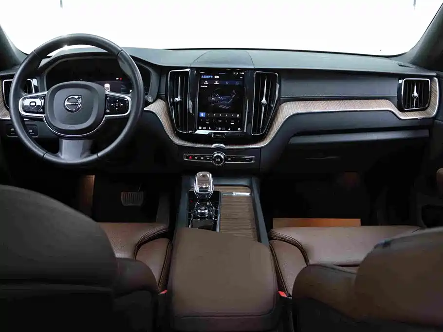 Volvo XC60 — миниатюра 21