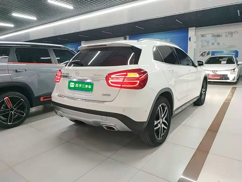 Mercedes-Benz GLA — миниатюра 7