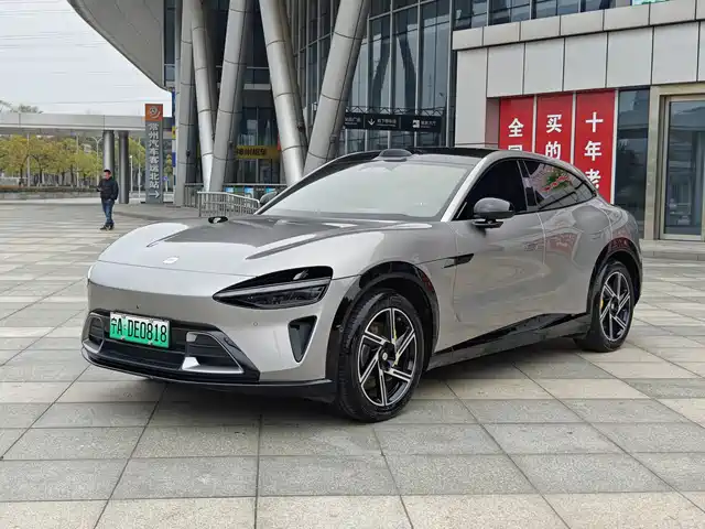 XIAOMI CAR XIAOMI YU7 2025