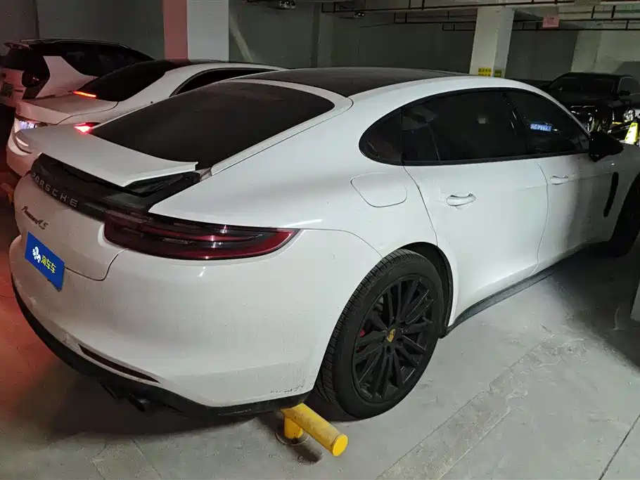 Porsche Panamera 2017 Panamera Executive Long Wheelbase 3.0T