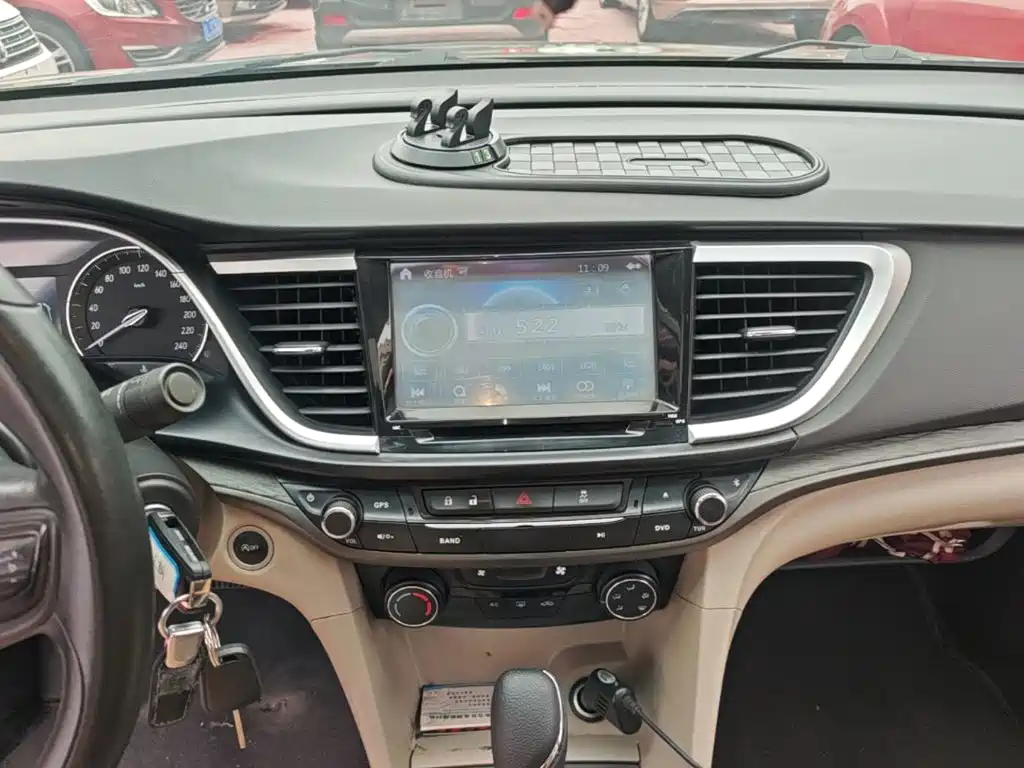 Buick Excelle — миниатюра 13