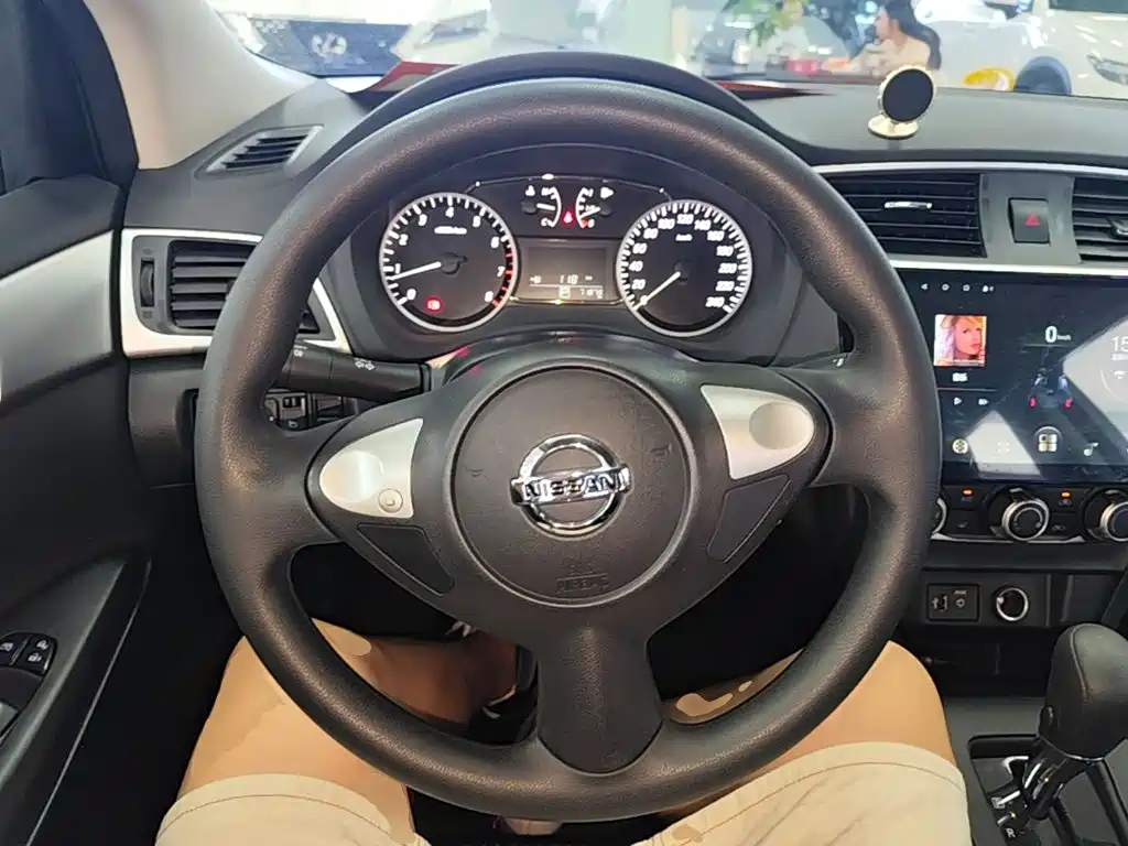 Nissan Sylphy — миниатюра 4