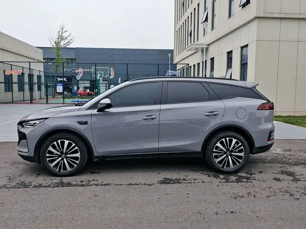 BYD Tang New Energy — миниатюра 6