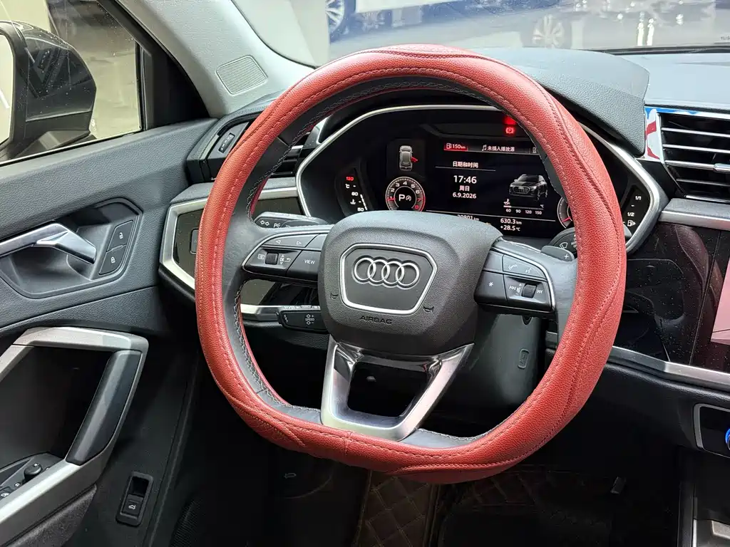Audi Q3 — миниатюра 7