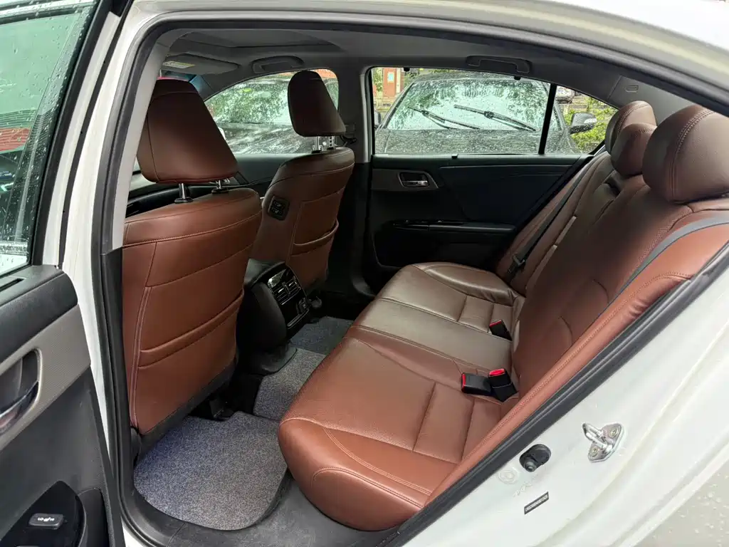 Honda Accord 2016 2.0L