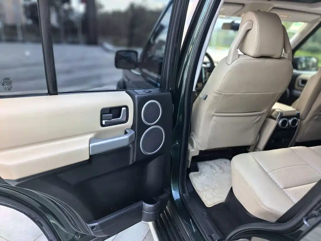 Land Rover Discovery — миниатюра 13
