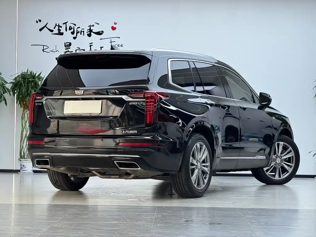 Cadillac XT6 — миниатюра 3