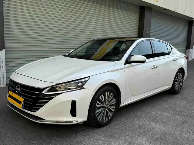 NISSAN TEANA