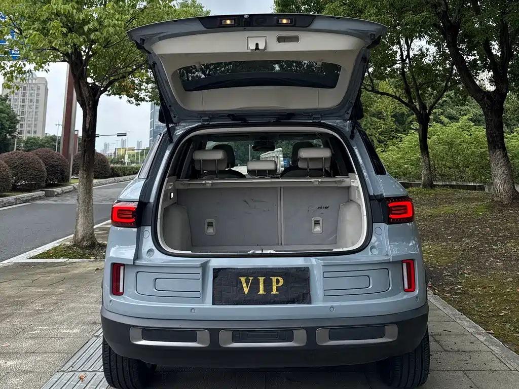 Geely Icon — миниатюра 15