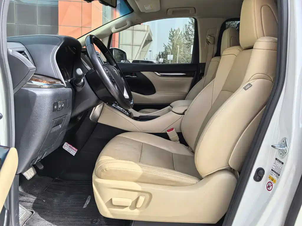 Toyota Alphard 2018 3.5L Luxury