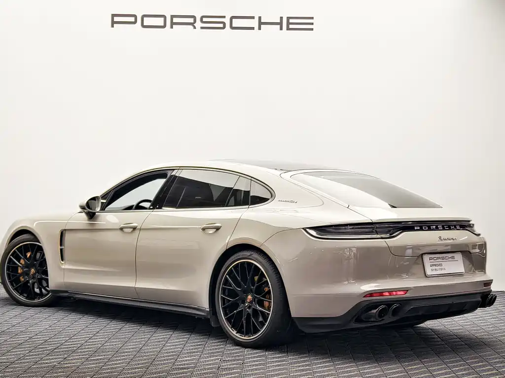 Porsche Panamera — миниатюра 2