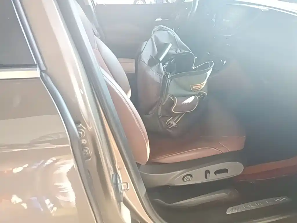 Buick Envision Plus — миниатюра 25