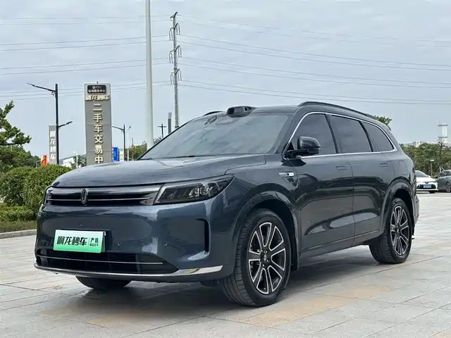 HONGMENG ZHIXING ASK THE WORLD M7 2024