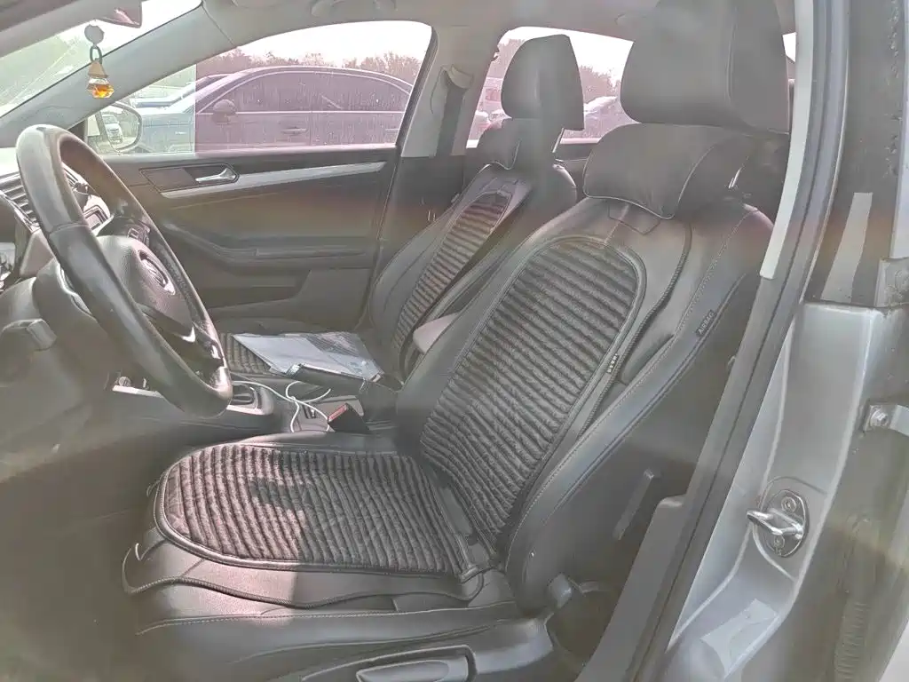 Volkswagen Sagitar — миниатюра 16