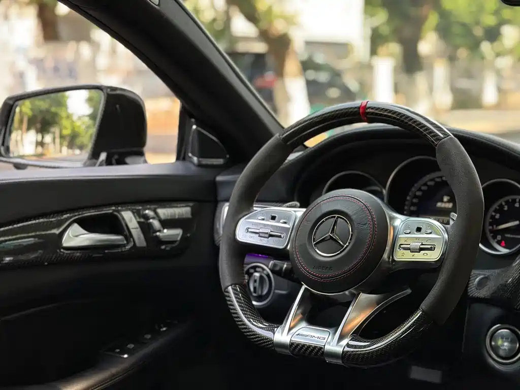 Mercedes-Benz CLS AMG — миниатюра 11