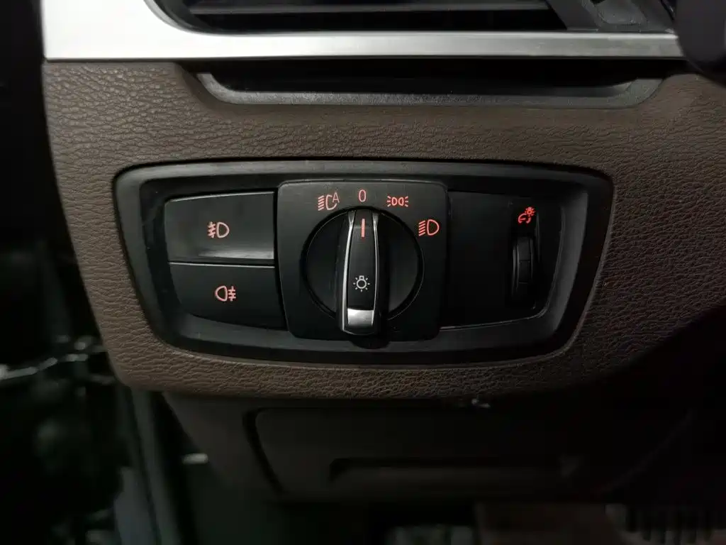 BMW X1 — миниатюра 21
