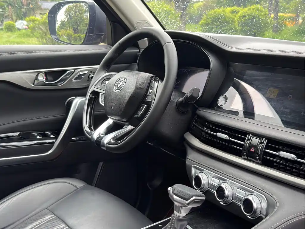 Changan CS95 — миниатюра 14