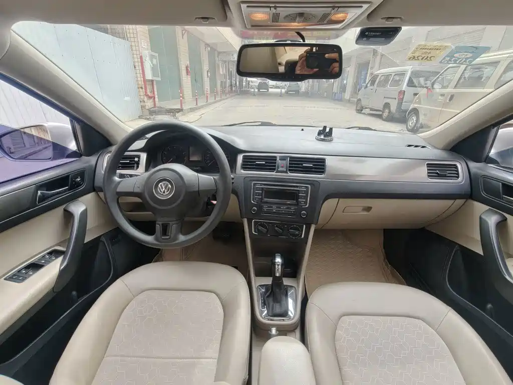 Volkswagen Santana — миниатюра 11