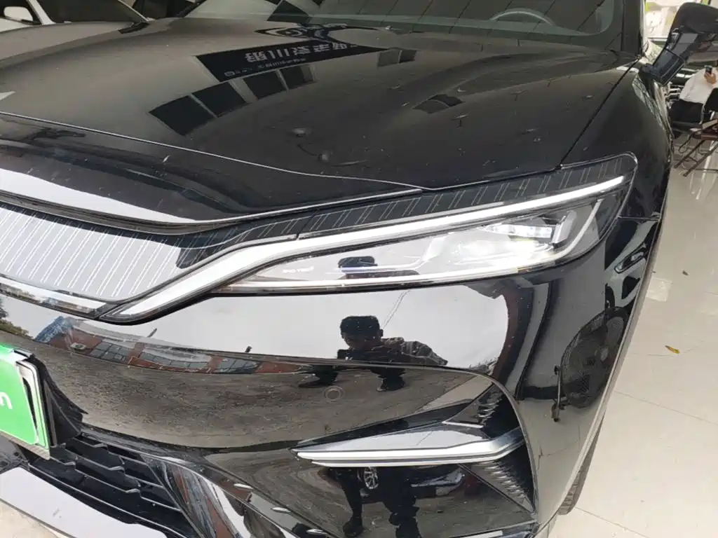 BYD L EV — миниатюра 24
