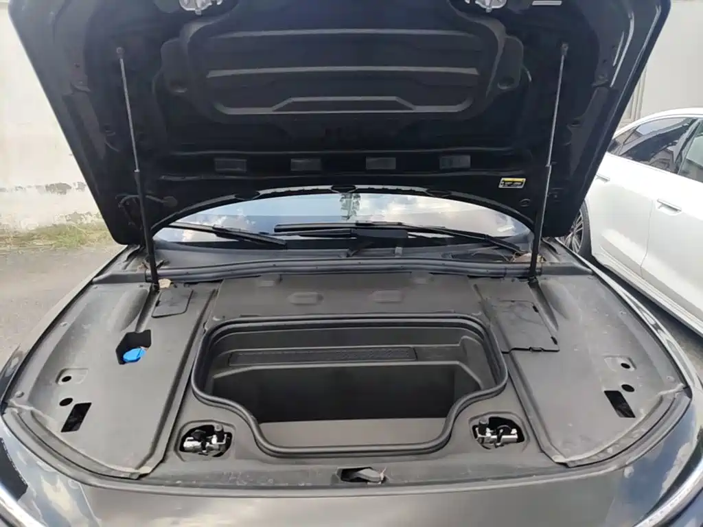 Audi Q6L e-tron — миниатюра 25