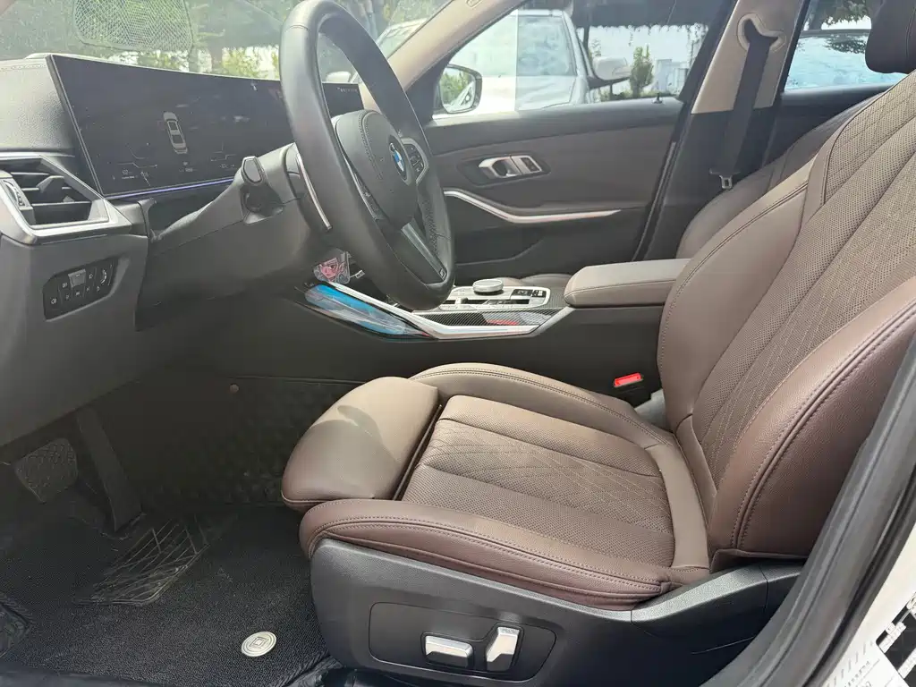BMW 3 Series — миниатюра 3