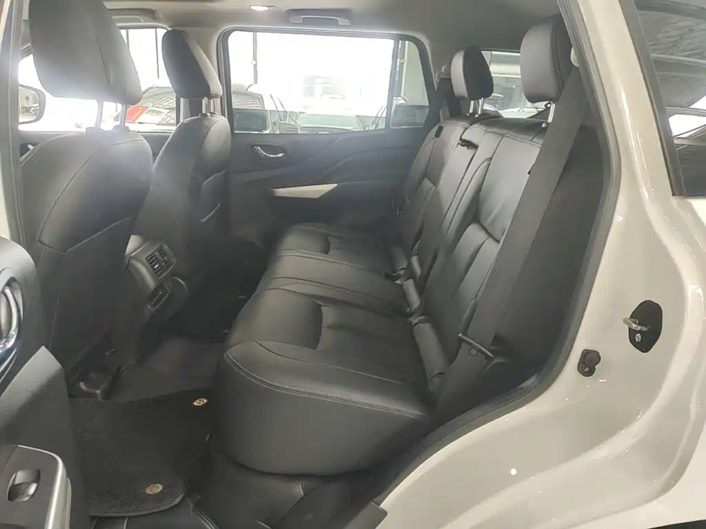 Nissan Terra — миниатюра 17