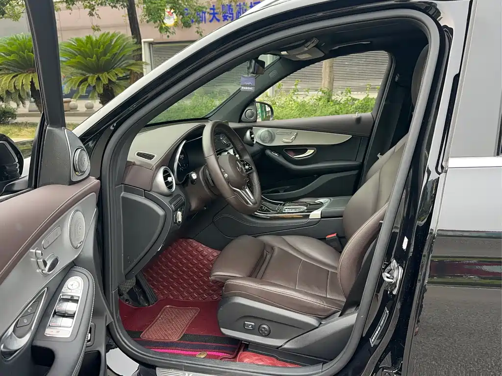 Mercedes-Benz GLC 2022 GLC 260 L 4MATIC
