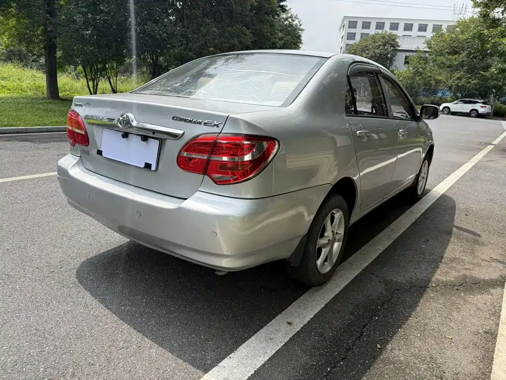 Toyota Corolla — миниатюра 9