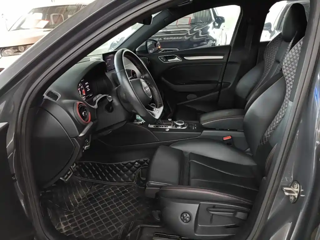 Audi S3 — миниатюра 15