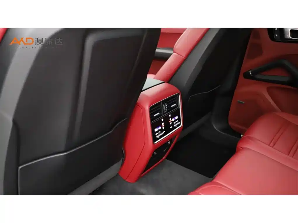 Porsche Cayenne Hybrid — миниатюра 9