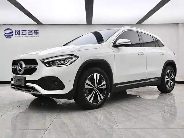 MERCEDES-BENZ  GLA 2022