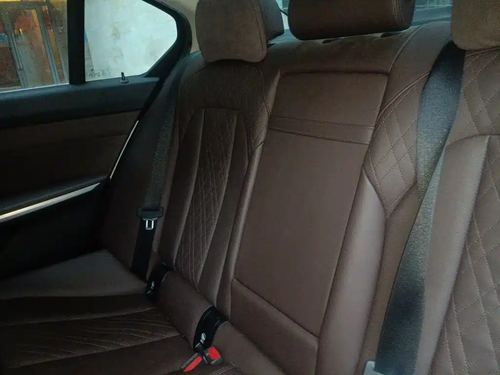 BMW 3 Series — миниатюра 18