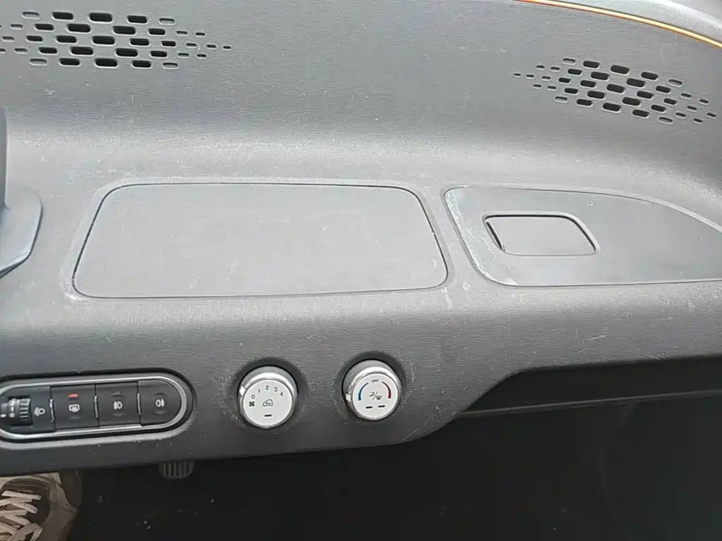 Baojun E100 — миниатюра 13