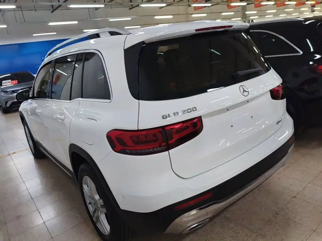 Mercedes-Benz GLB — миниатюра 5