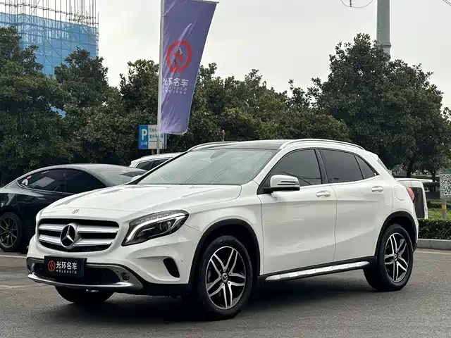 MERCEDES-BENZ  GLA 2017
