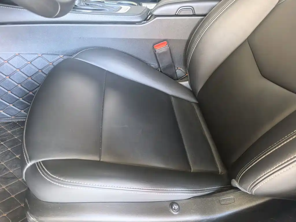 Cadillac CT4 — миниатюра 14