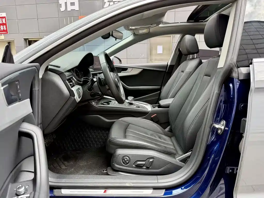 Audi A5 (Import) — миниатюра 5