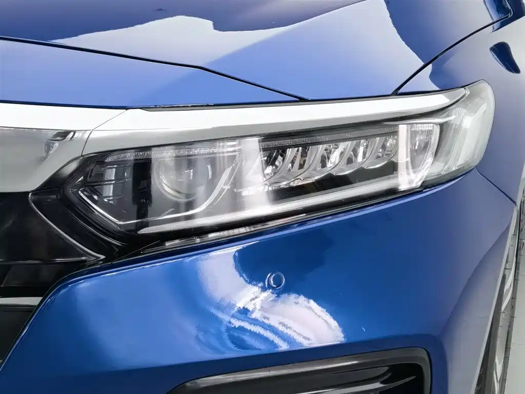 Honda Accord 2018 260TURBO Luxury V