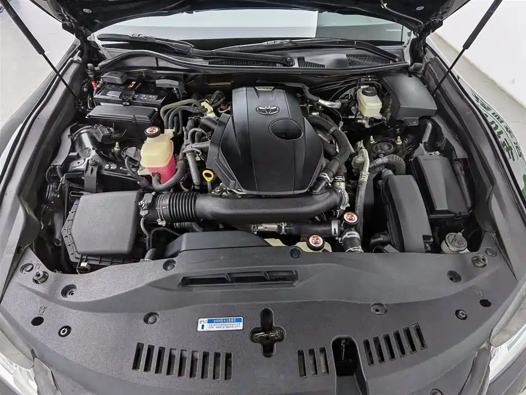 Toyota Crown 2018 2.0T Sport