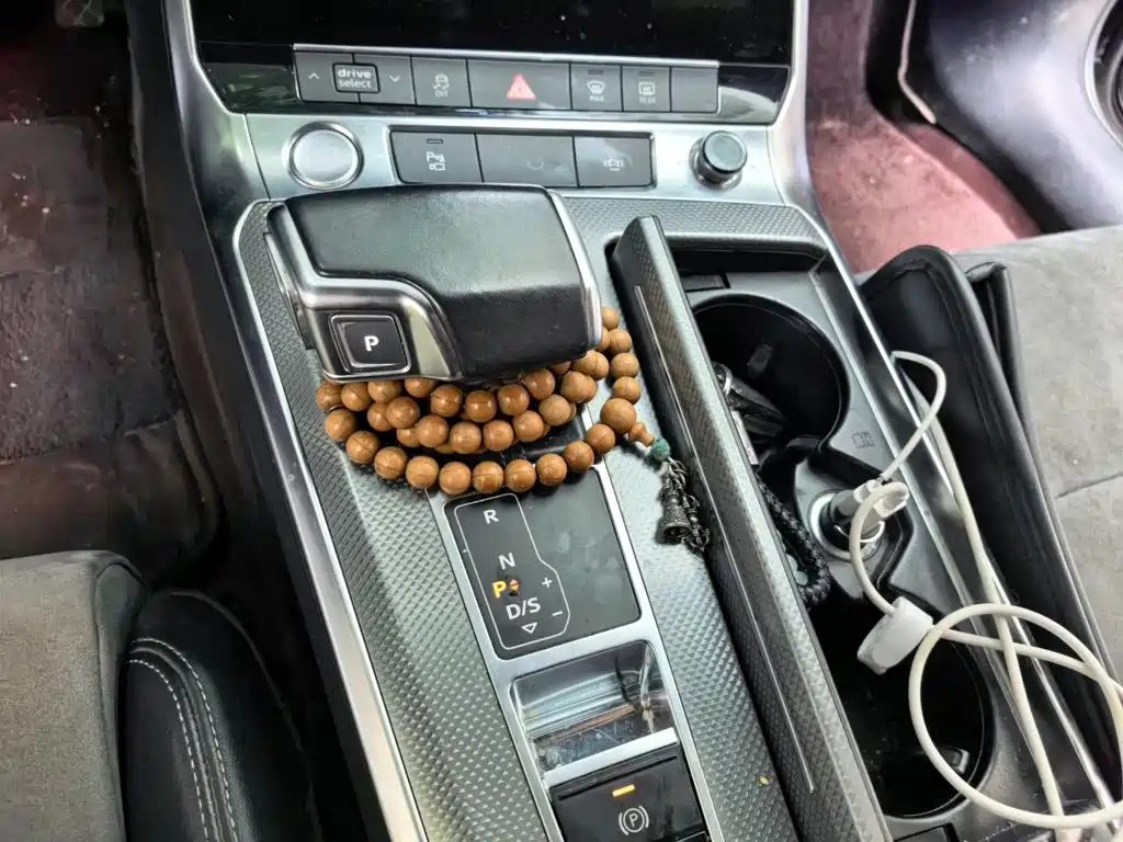 Audi A6L — миниатюра 10