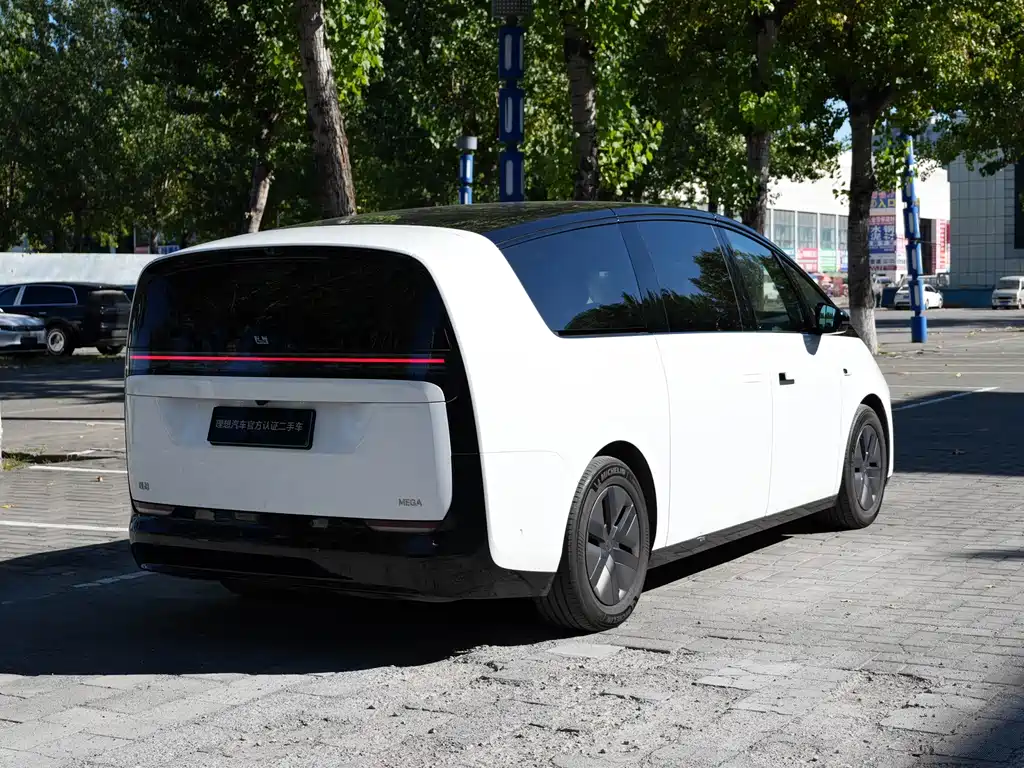 Li Auto Li MEGA — миниатюра 5