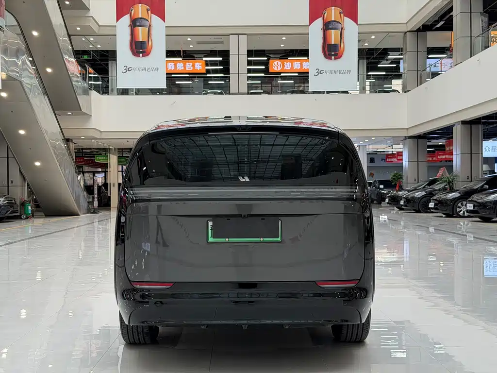 Li Auto Li MEGA — миниатюра 6