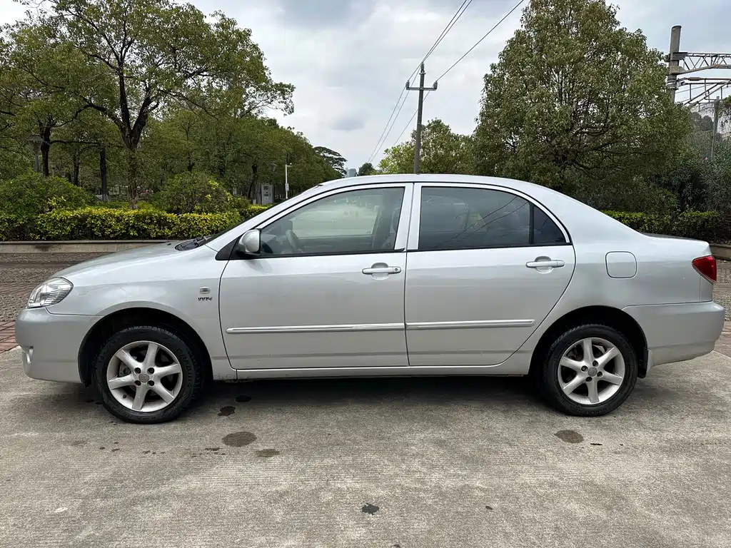 Toyota Corolla 2011 1.6L AT