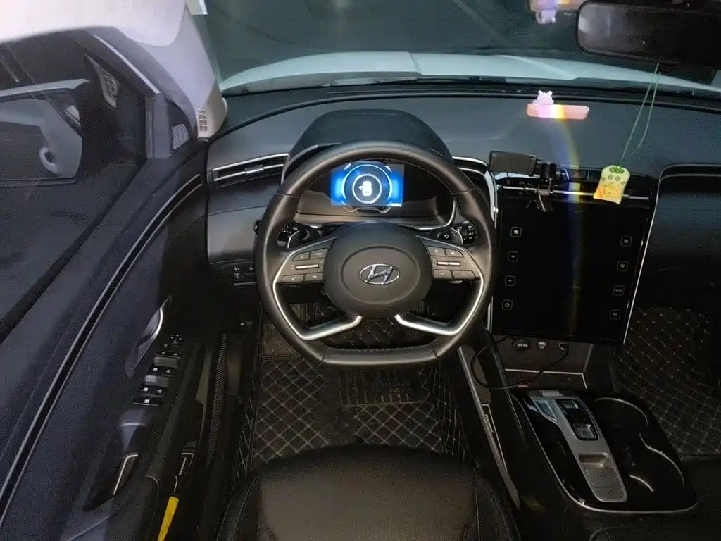 Hyundai Tucson — миниатюра 11